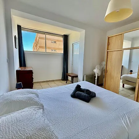 Appartement Grand T3 Avec Vue - Proche - Parking&ac