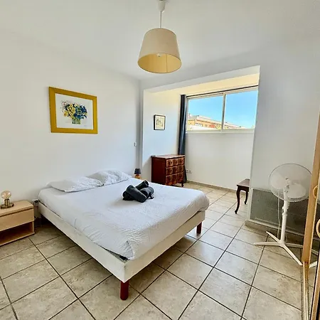 Appartement Grand T3 Avec Vue - Proche - Parking&ac Ajaccio (Corsica)