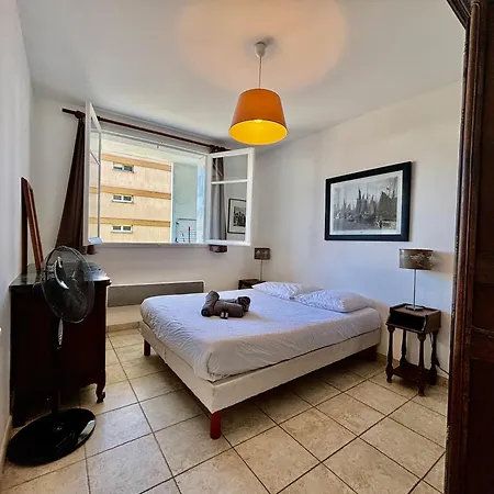 Grand T3 Avec Vue - Proche - Parking&ac *