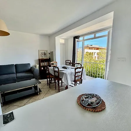 Appartement Grand T3 Avec Vue - Proche - Parking&ac Ajaccio (Corsica)